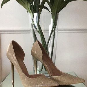 GOLD GLITTER SHOES!!!!!